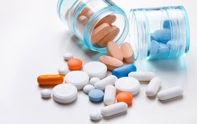 藥品價(jià)格喜憂參半 抗癌藥降價(jià)帶來希望，感冒藥漲價(jià)增添日常負(fù)擔(dān)